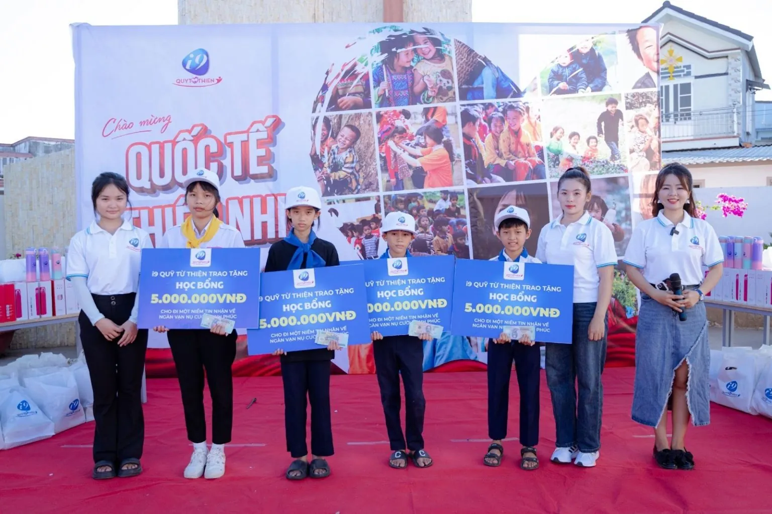 Hình ảnh chứng nhận giấy phép hoạt động và các biện pháp bảo mật an toàn của Sum Vip